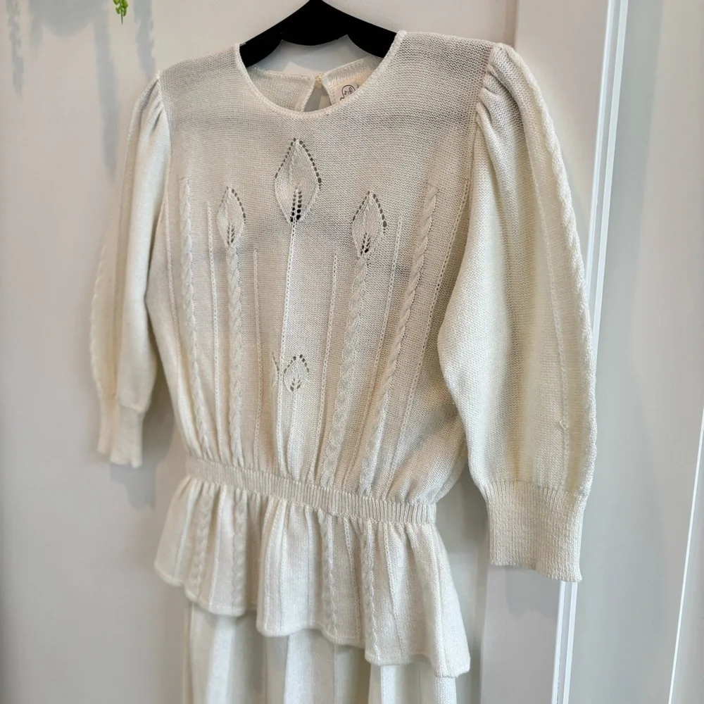 Vintage 70's Savion by Ignacy Feuer Cream Women's Knit Skirt Set Peplum Size 10